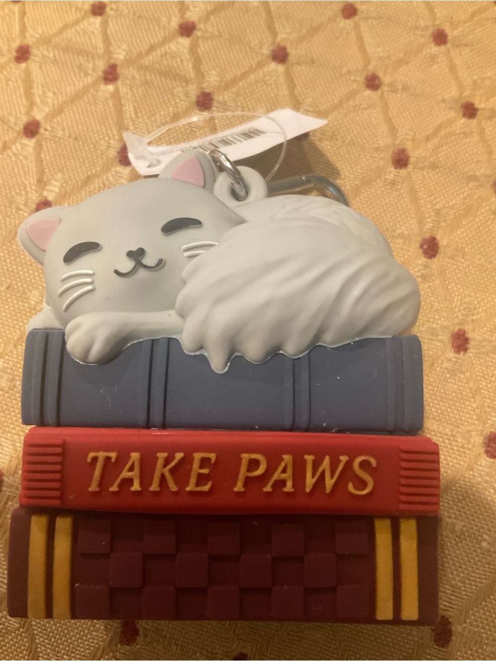 Bath and Bodyworks Cat on Books Take Paws PocketBac Keychain New